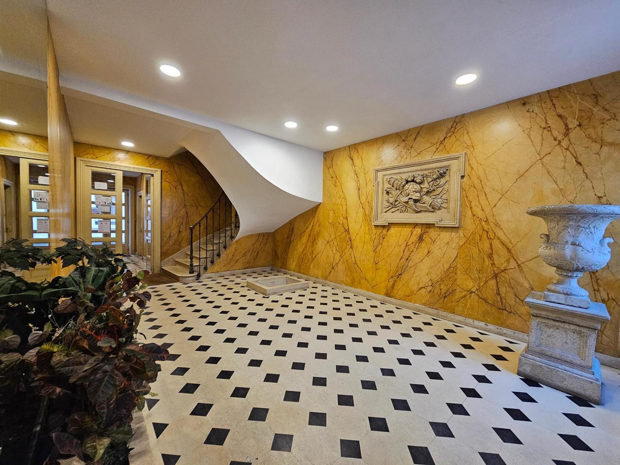 Home In Paris Invalides Beautiful Flat Near Orsay And Eiffel Tower Exterior photo